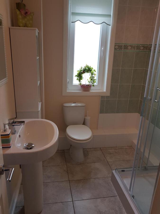 Spacious 2 Double Bedrooms House For A Relaxing Stay. South Kessock Ngoại thất bức ảnh